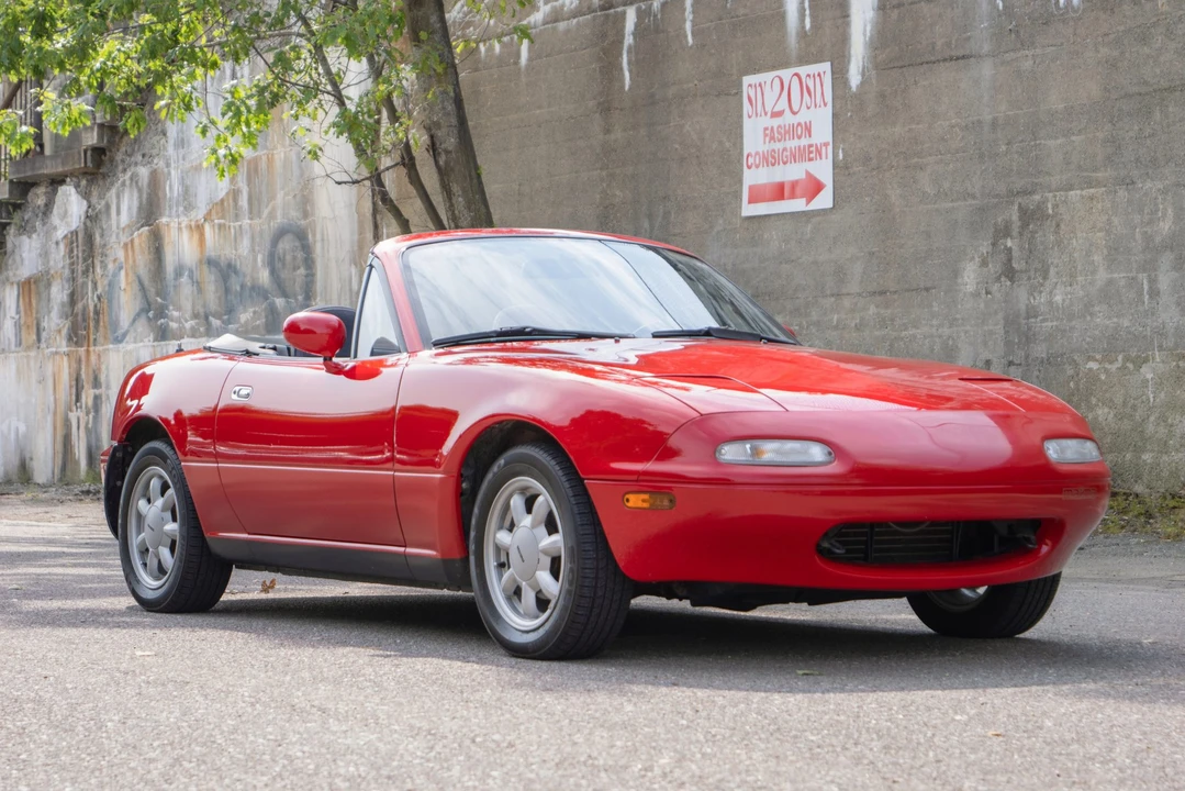 1990 Mazda NA MX-5 Miata - Image 4 of 31