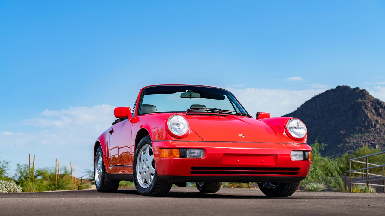 1990 Porsche 964 Carrera 4 - Image 12 of 31