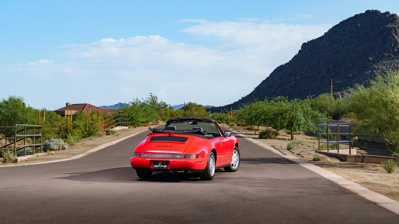1990 Porsche 964 Carrera 4 - Image 18 of 31