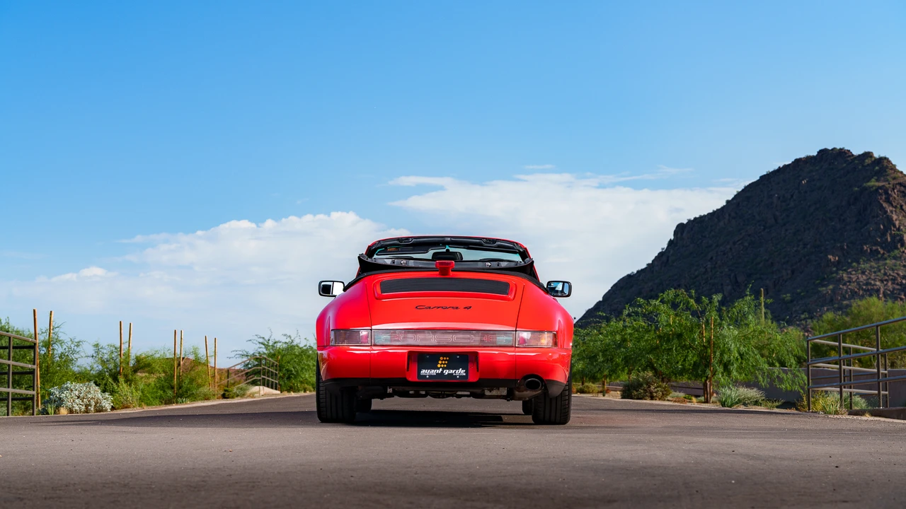 1990 Porsche 964 Carrera 4 - Image 23 of 31