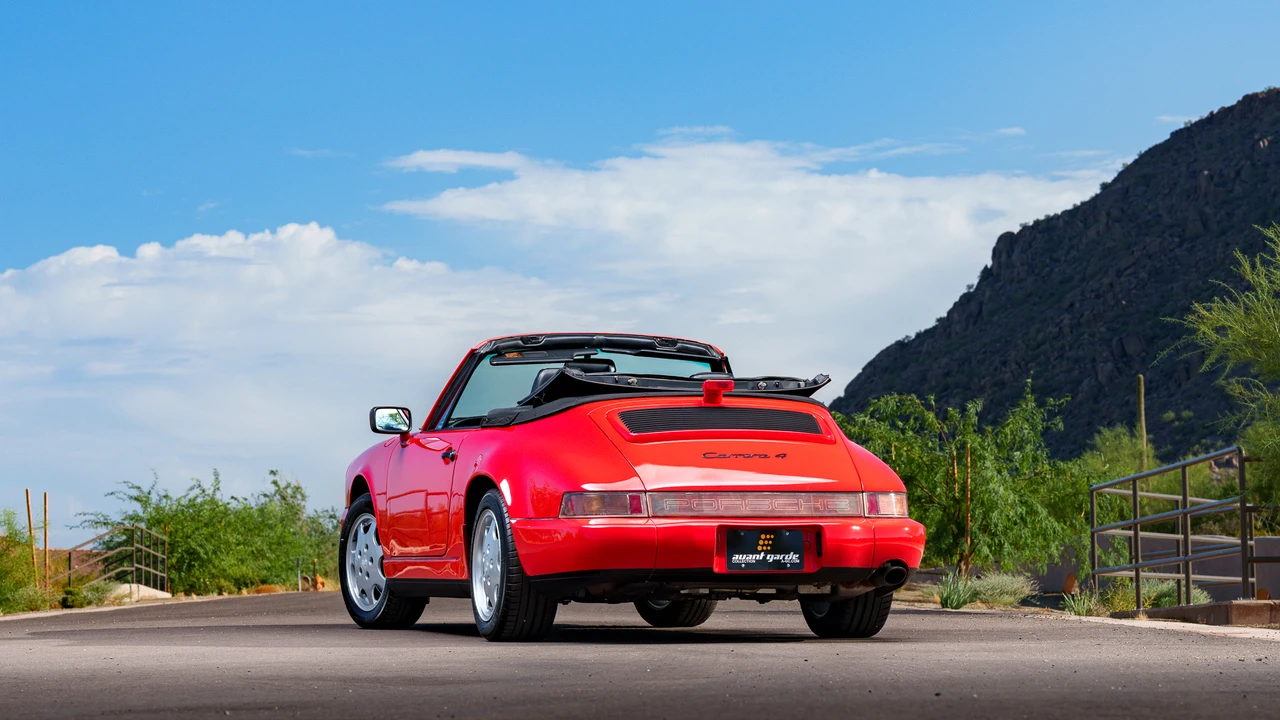 1990 Porsche 964 Carrera 4 - Image 26 of 31