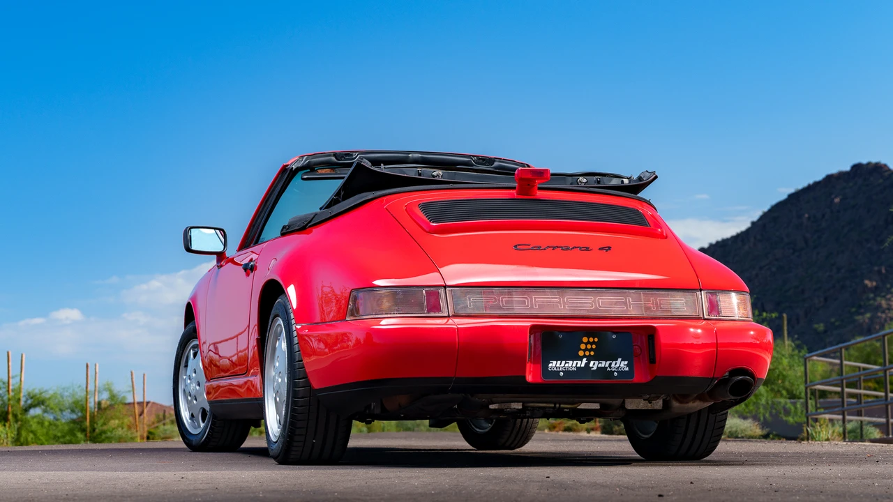 1990 Porsche 964 Carrera 4 - Image 27 of 31