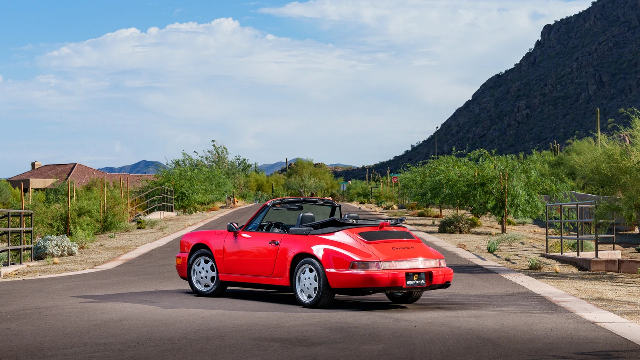 1990 Porsche 964 Carrera 4 - Image 29 of 31