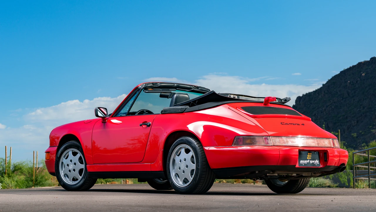 1990 Porsche 964 Carrera 4 - Image 28 of 31