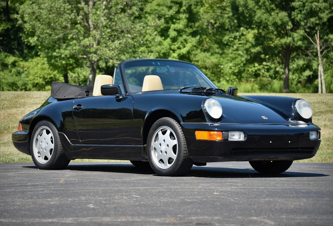 1990 Porsche 964 Carrera 4 - Image 2 of 31