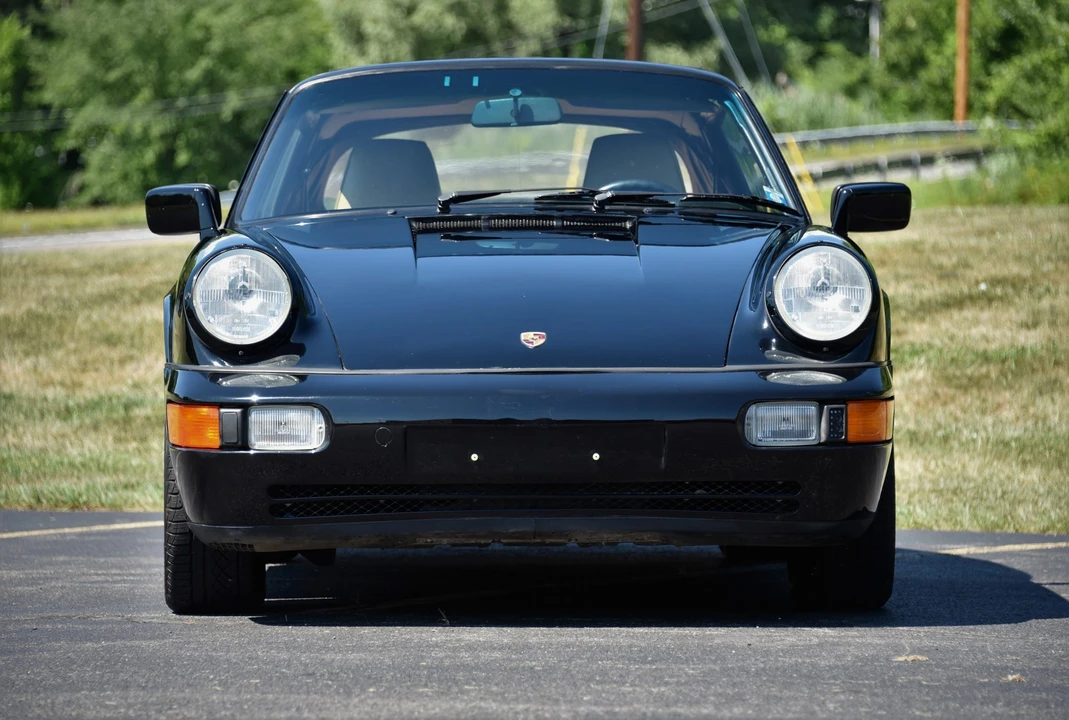 1990 Porsche 964 Carrera 4 - Image 4 of 31