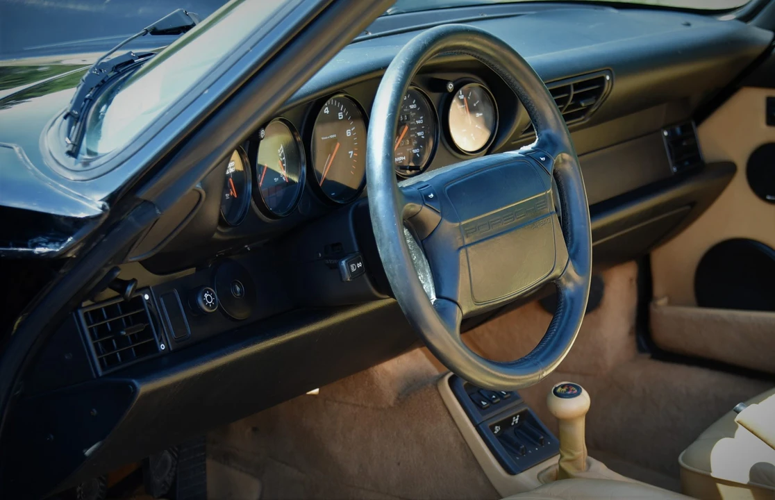 1990 Porsche 964 Carrera 4 - Image 30 of 31