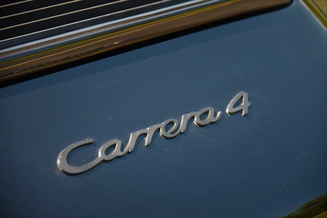 1990 Porsche 964 Carrera 4 - Image 18 of 31