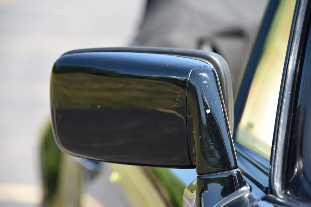 1990 Porsche 964 Carrera 4 - Image 16 of 31