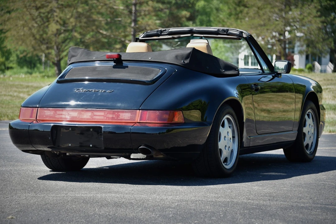 1990 Porsche 964 Carrera 4 - Image 11 of 31