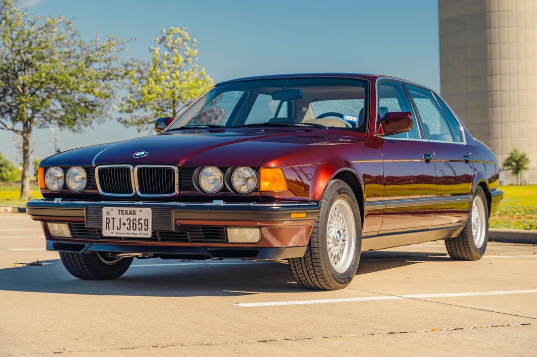1991 BMW E32 7 Series - Image 3 of 31