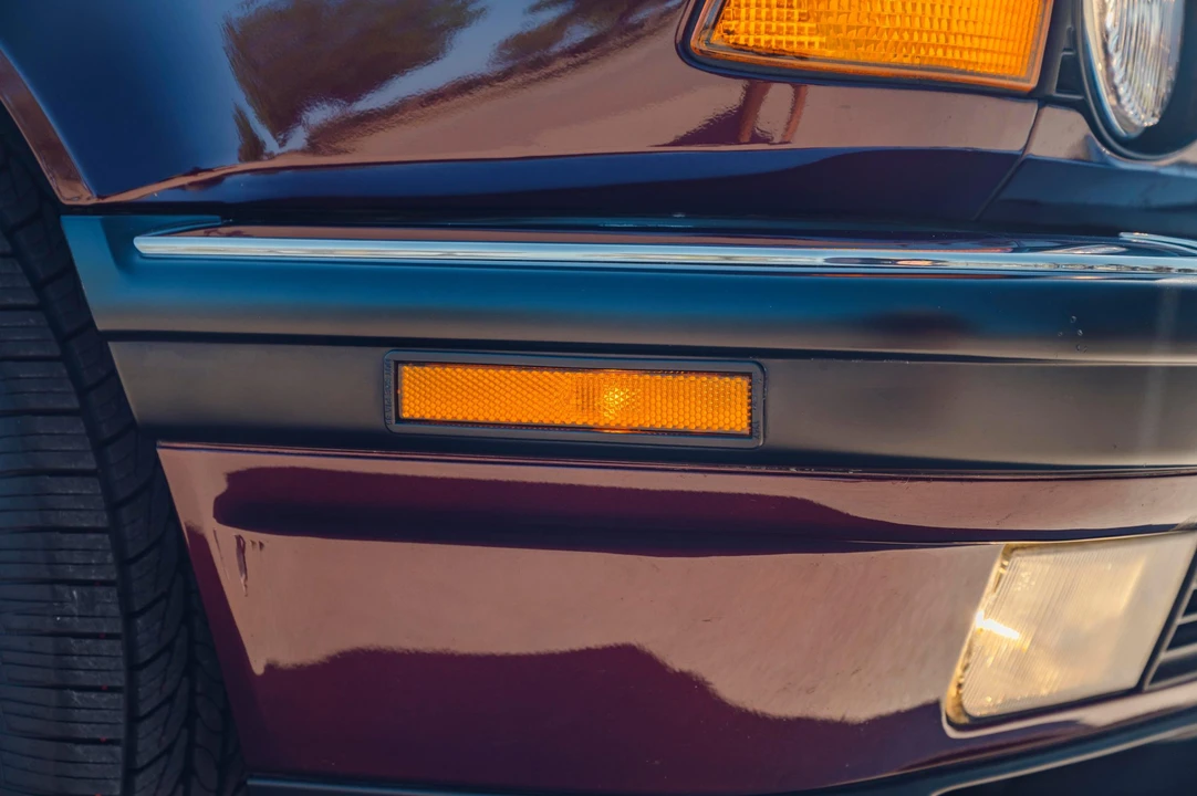 1991 BMW E32 7 Series - Image 28 of 31