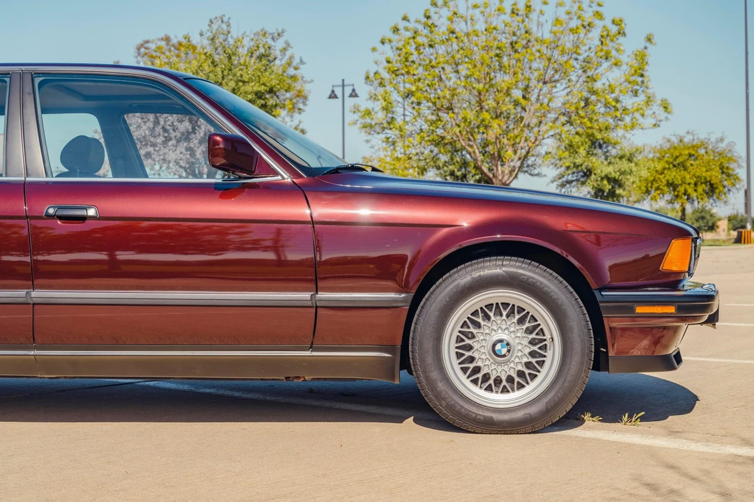1991 BMW E32 7 Series - Image 20 of 31