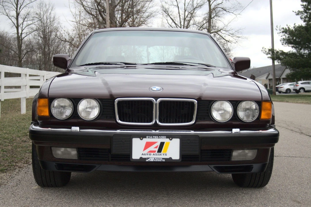 1991 BMW E32 7 Series - Image 13 of 31
