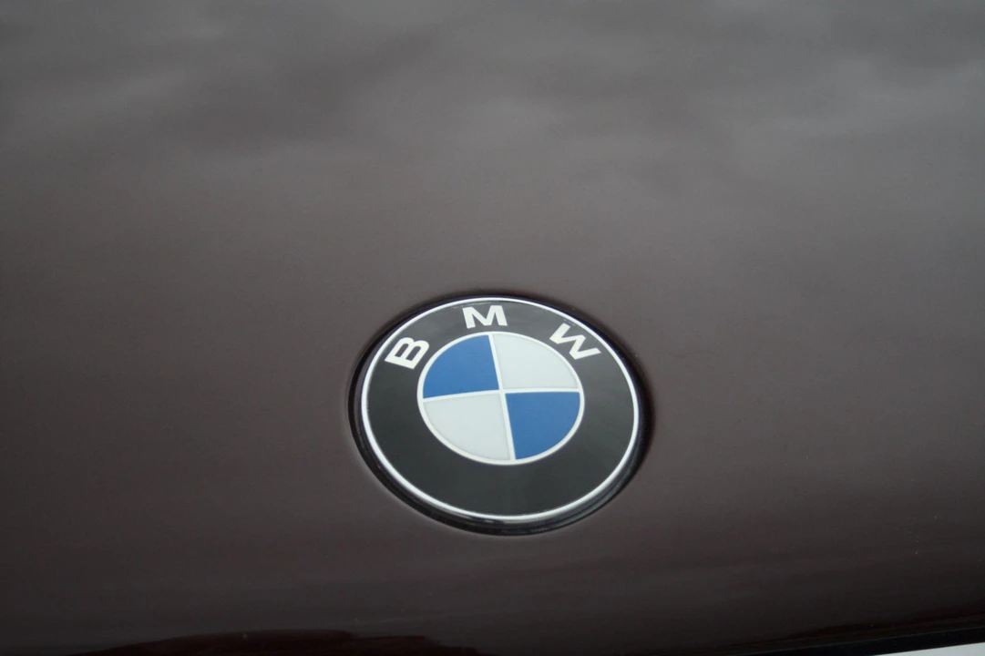 1991 BMW E32 7 Series - Image 25 of 31