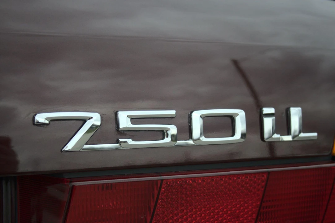 1991 BMW E32 7 Series - Image 31 of 31