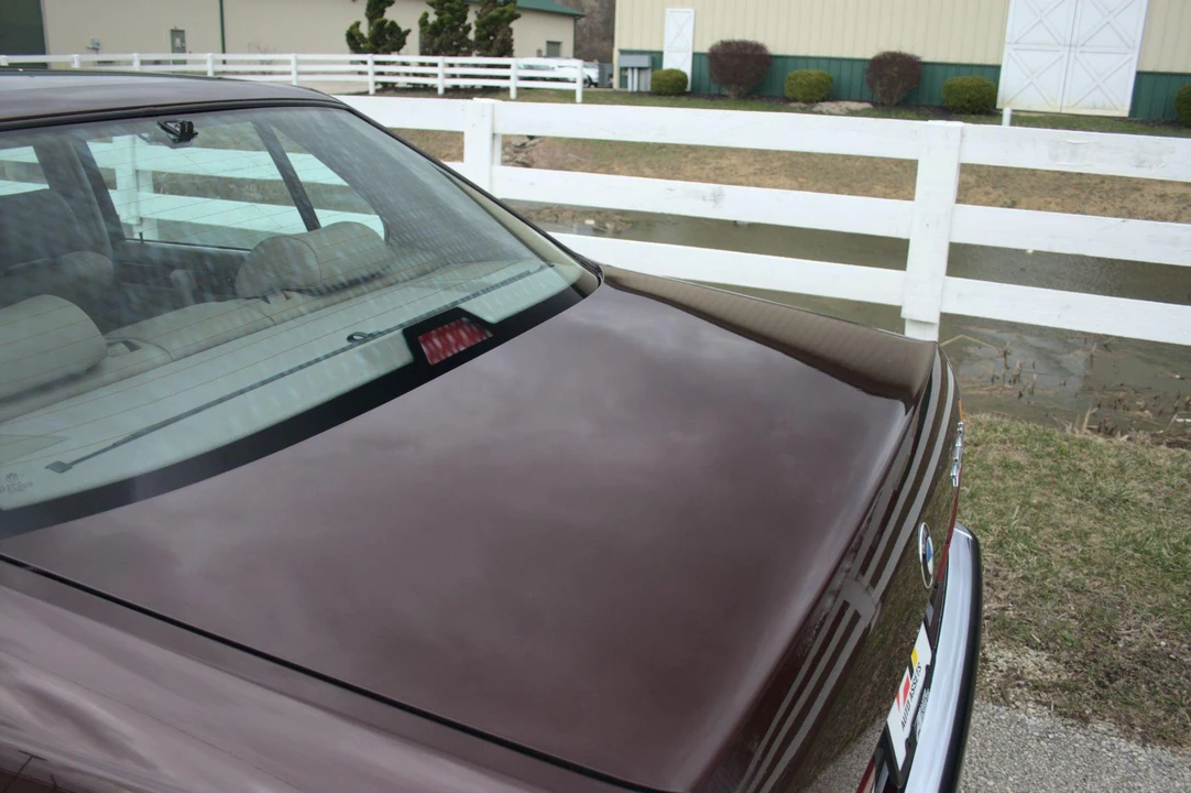 1991 BMW E32 7 Series - Image 28 of 31