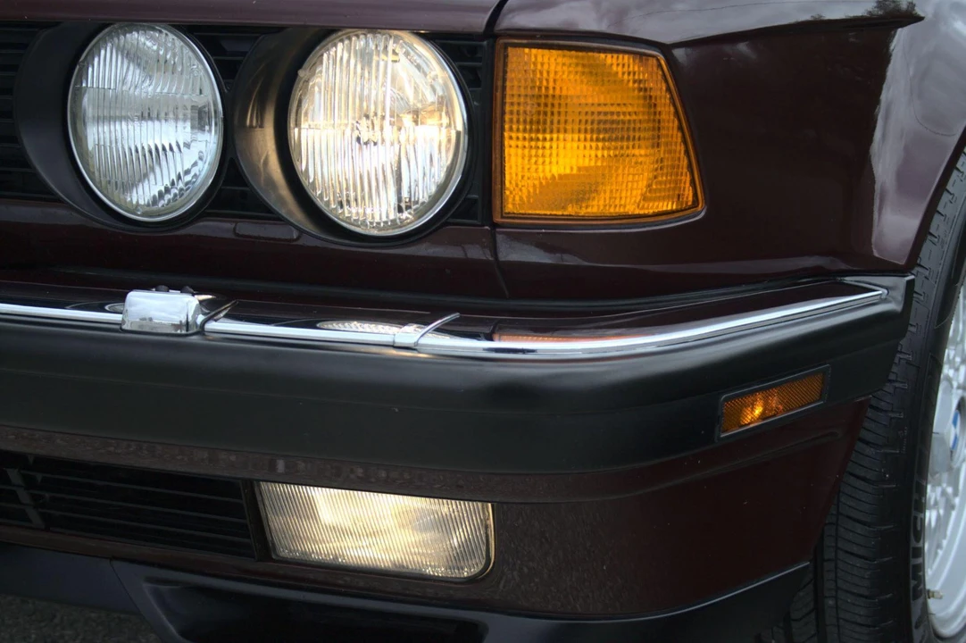 1991 BMW E32 7 Series - Image 20 of 31