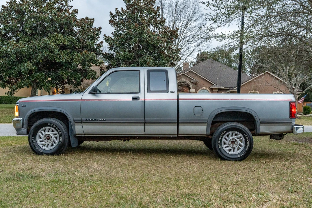 1991 Dodge Dakota 1st Gen - Image 5 of 31