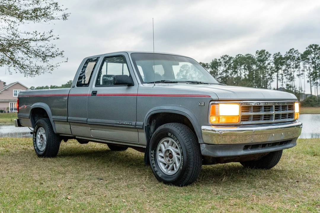 1991 Dodge Dakota 1st Gen - Image 2 of 31