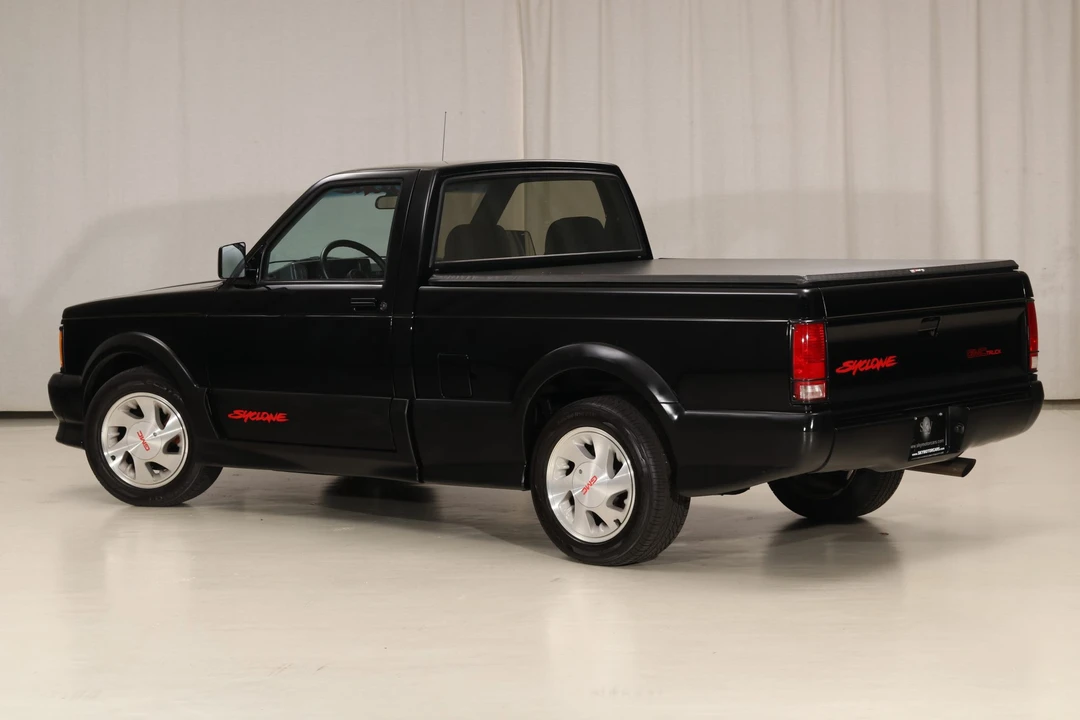 1991 GMC Syclone - Image 8 of 31