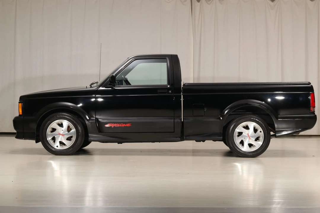 1991 GMC Syclone - Image 10 of 31