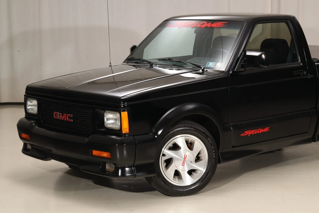 1991 GMC Syclone - Image 24 of 31