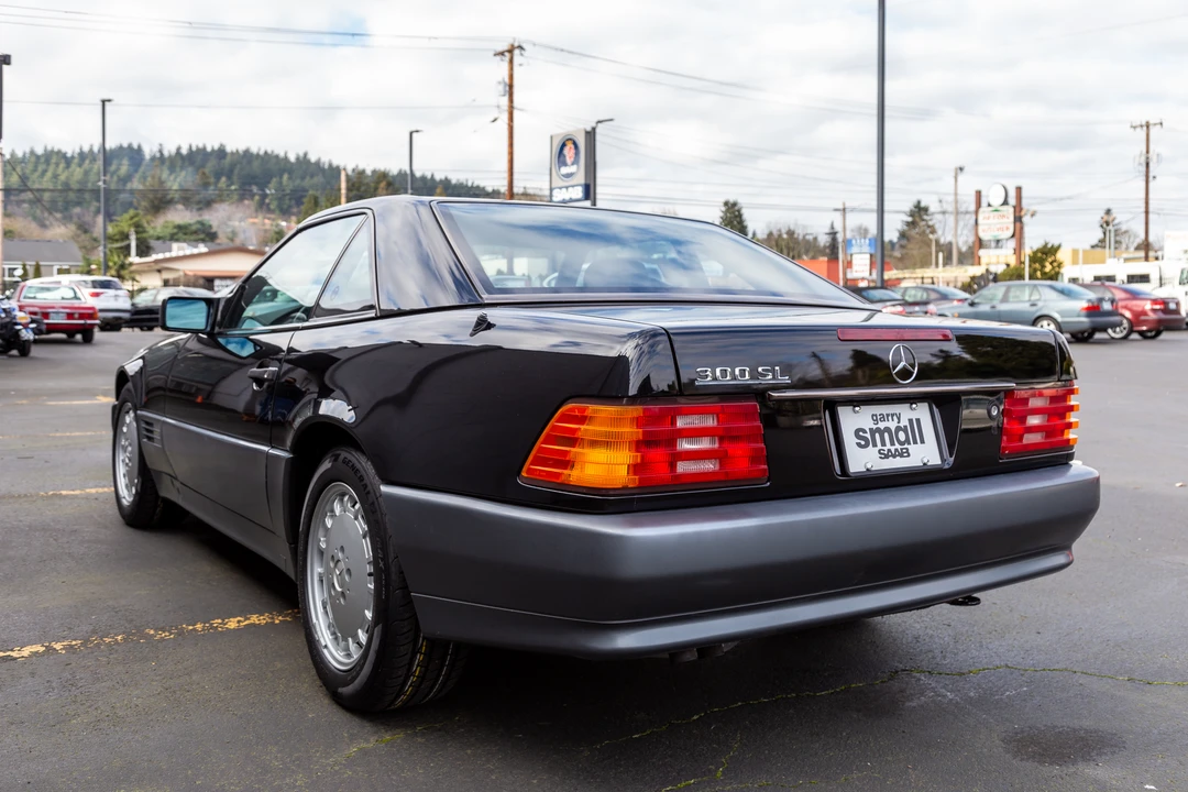 1991 Mercedes-Benz R129 SL-Class - Image 19 of 31