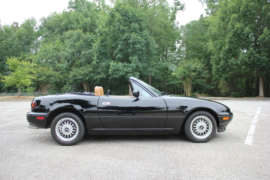 1992 Mazda NA MX-5 Miata - Image 15 of 31