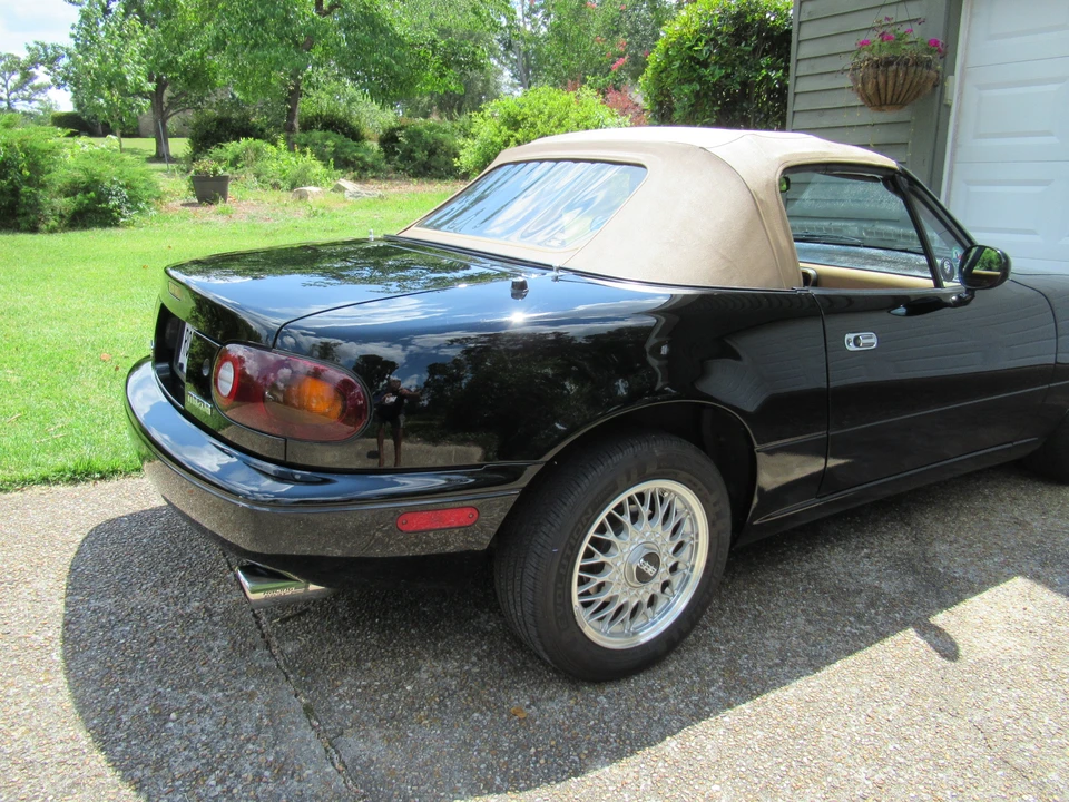 1992 Mazda NA MX-5 Miata - Image 28 of 31