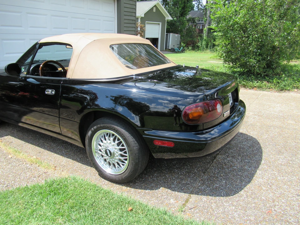 1992 Mazda NA MX-5 Miata - Image 25 of 31