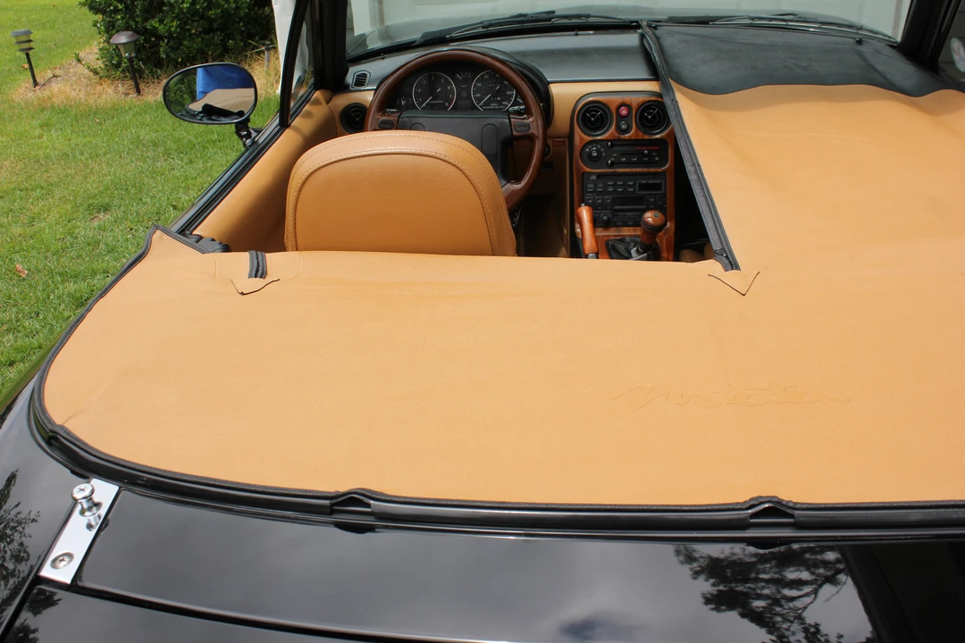 1992 Mazda NA MX-5 Miata - Image 29 of 31