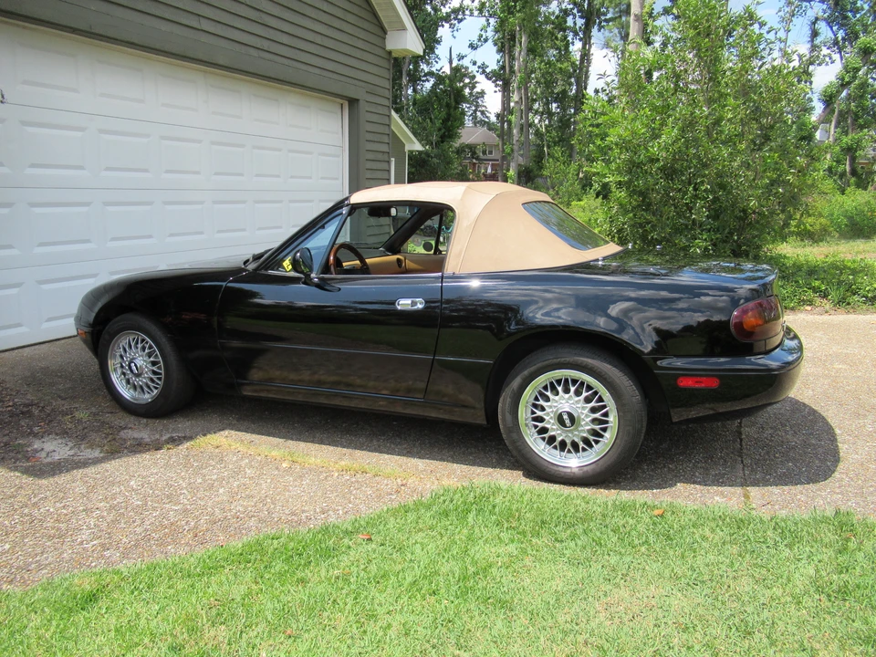 1992 Mazda NA MX-5 Miata - Image 23 of 31