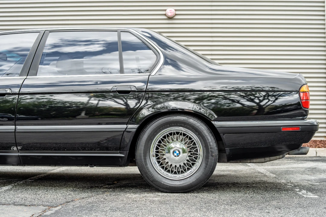 1993 BMW E32 7 Series - Image 20 of 31