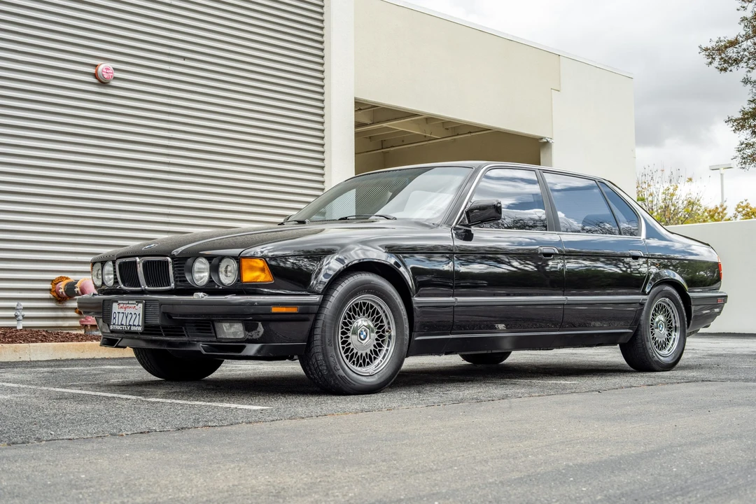 1993 BMW E32 7 Series - Image 3 of 31