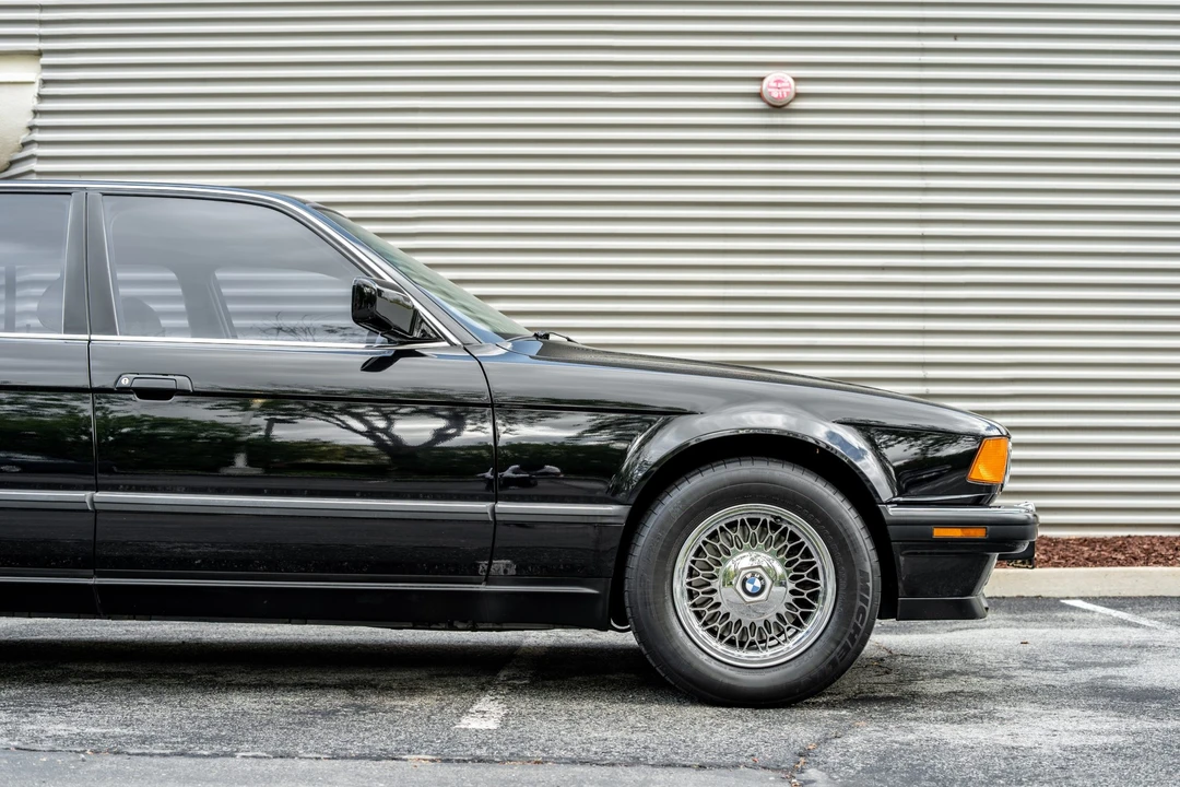1993 BMW E32 7 Series - Image 22 of 31
