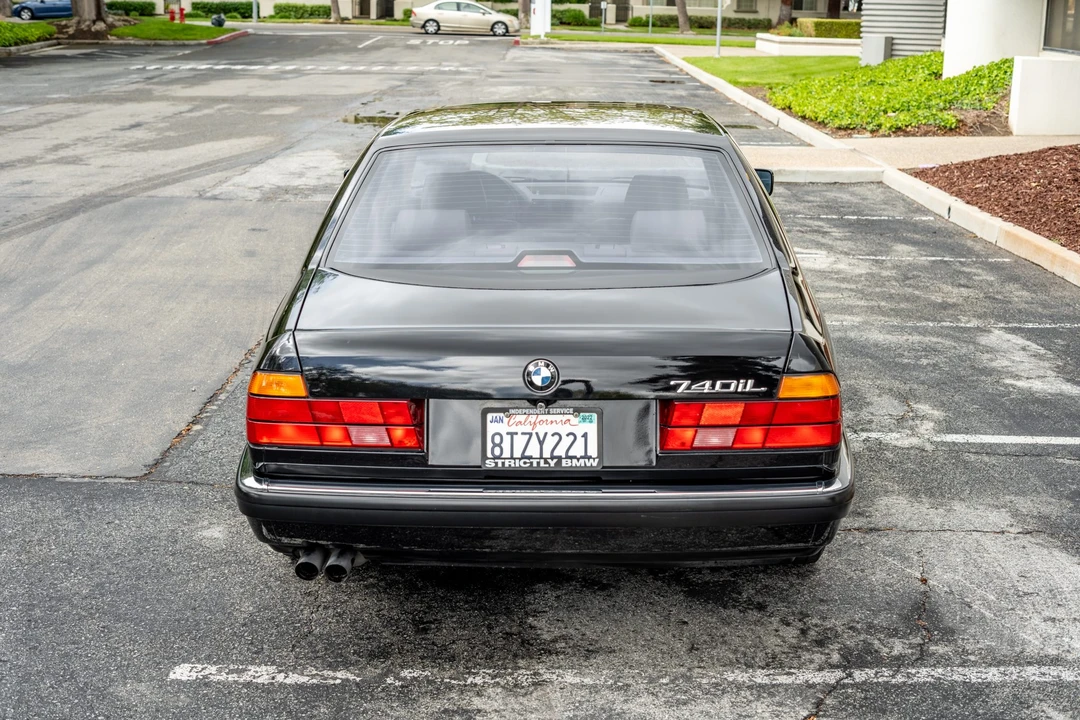 1993 BMW E32 7 Series - Image 18 of 31