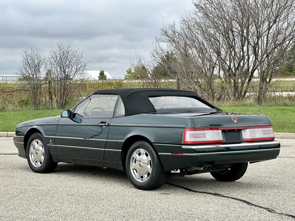 1993 Cadillac Allante - Image 21 of 31