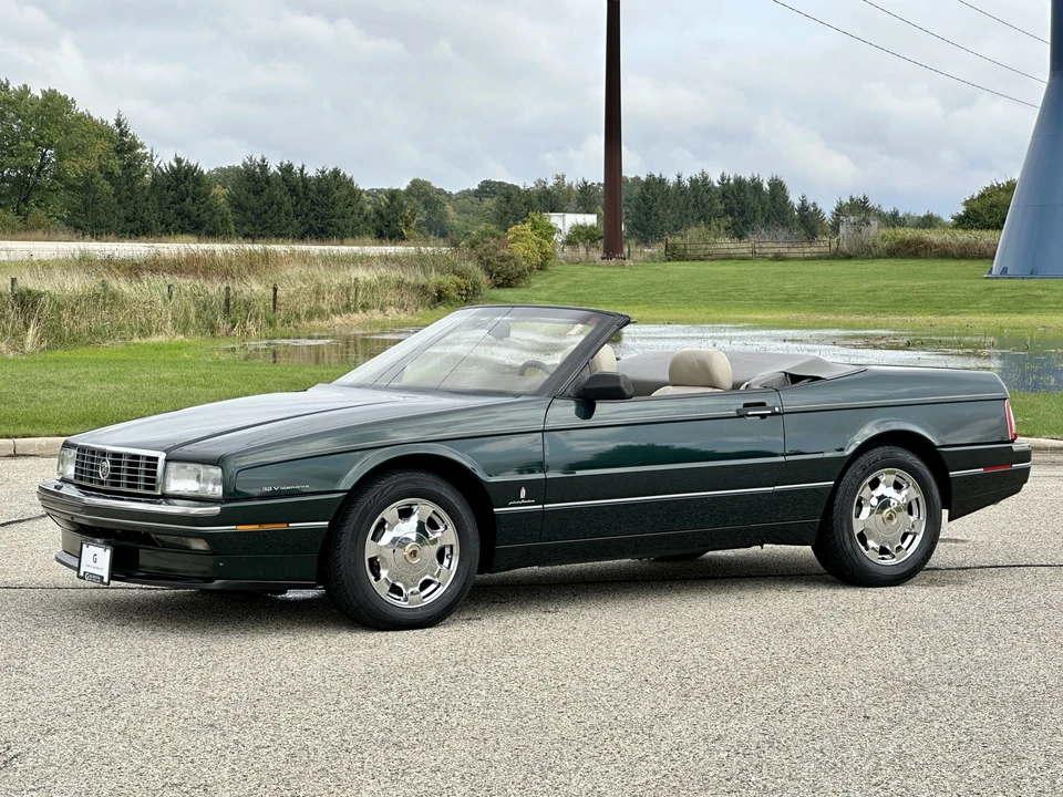 1993 Cadillac Allante - Image 7 of 31