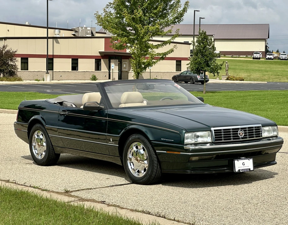 1993 Cadillac Allante - Image 15 of 31