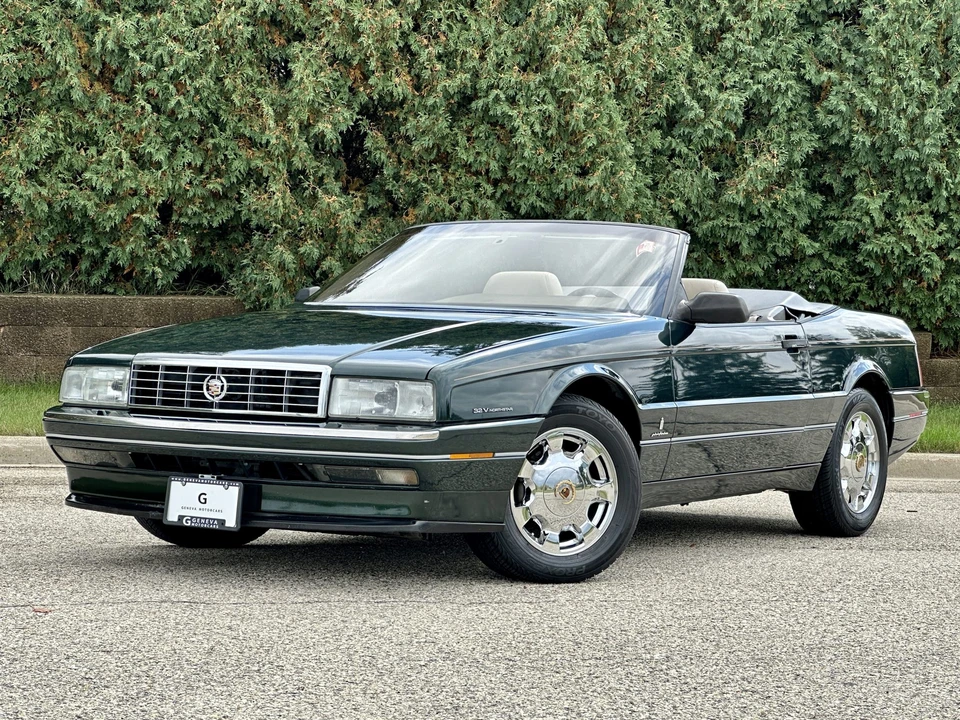 1993 Cadillac Allante - Image 2 of 31