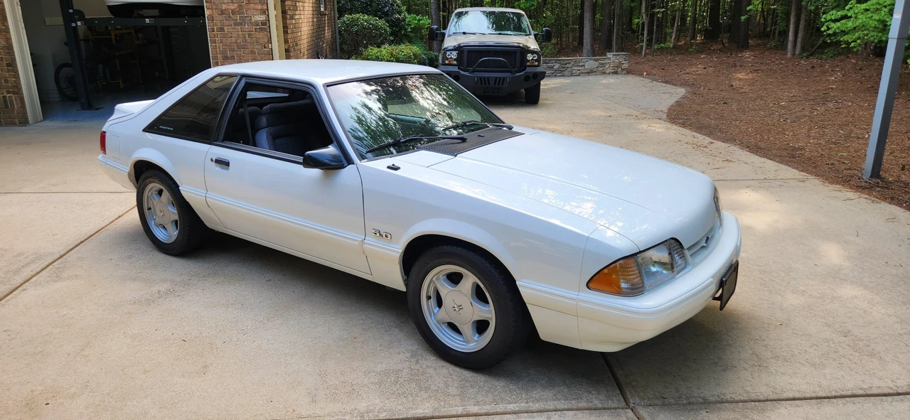 1993 Ford Mustang 3rd Gen - Image 8 of 31