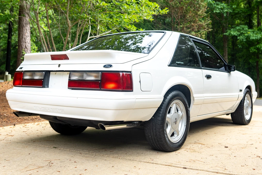 1993 Ford Mustang 3rd Gen - Image 14 of 31