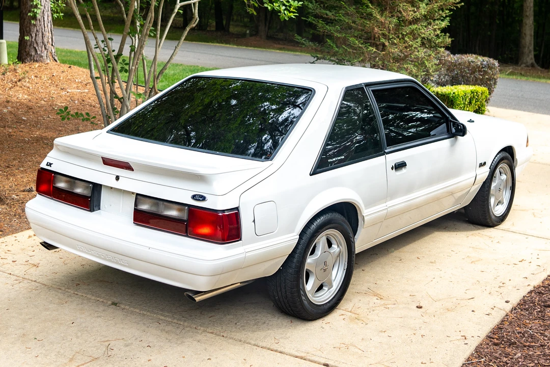 1993 Ford Mustang 3rd Gen - Image 13 of 31