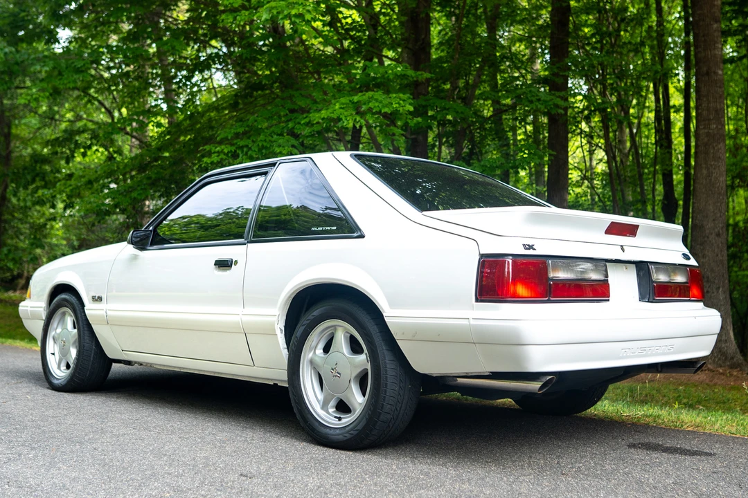 1993 Ford Mustang 3rd Gen - Image 20 of 31