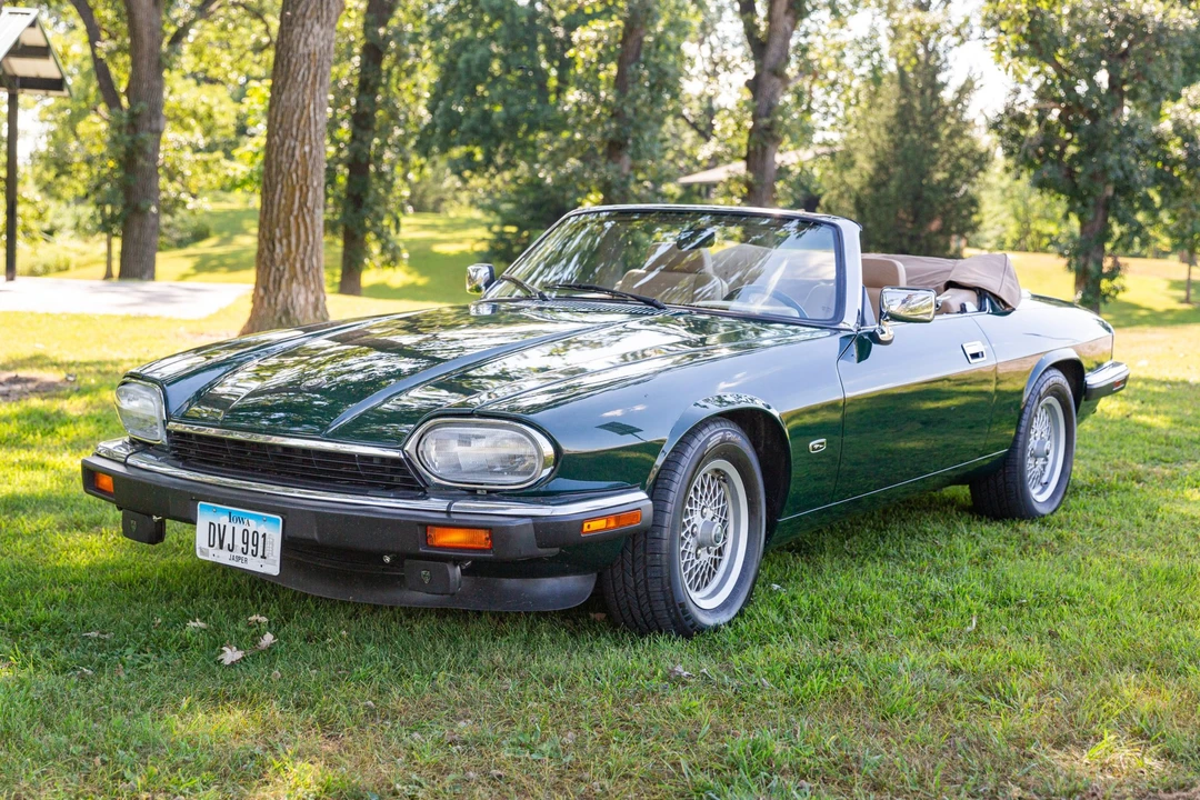1993 Jaguar XJS Convertible - Image 2 of 31