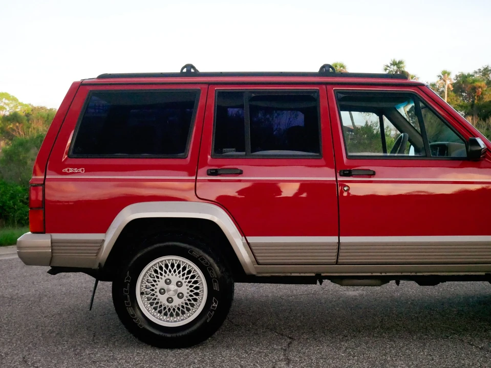 1993 Jeep XJ Cherokee - Image 22 of 31