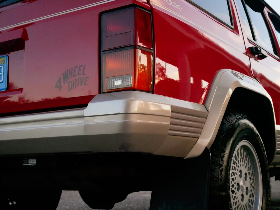 1993 Jeep XJ Cherokee - Image 30 of 31