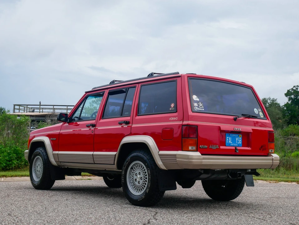 1993 Jeep XJ Cherokee - Image 11 of 31