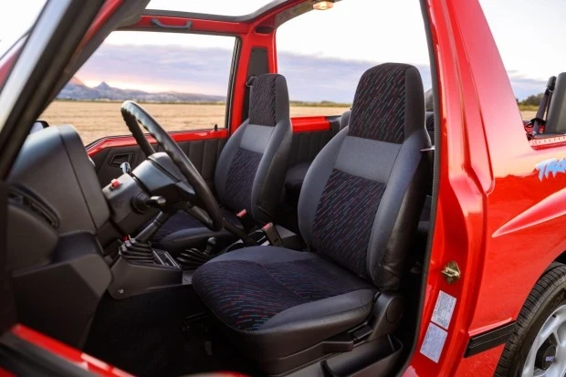 1994 Geo Tracker - Image 4 of 8